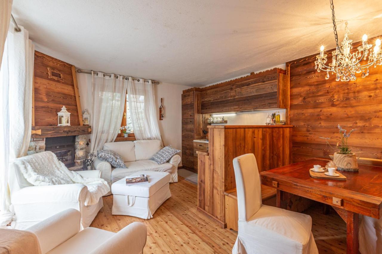 L'Atelier Du Temps - Le Petit Refuge Appartement Cogne Buitenkant foto