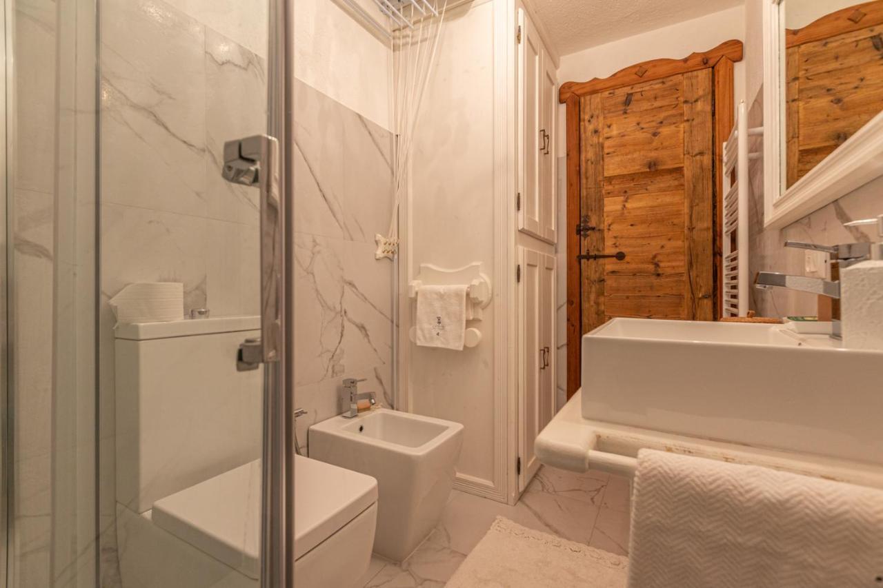 L'Atelier Du Temps - Le Petit Refuge Appartement Cogne Buitenkant foto